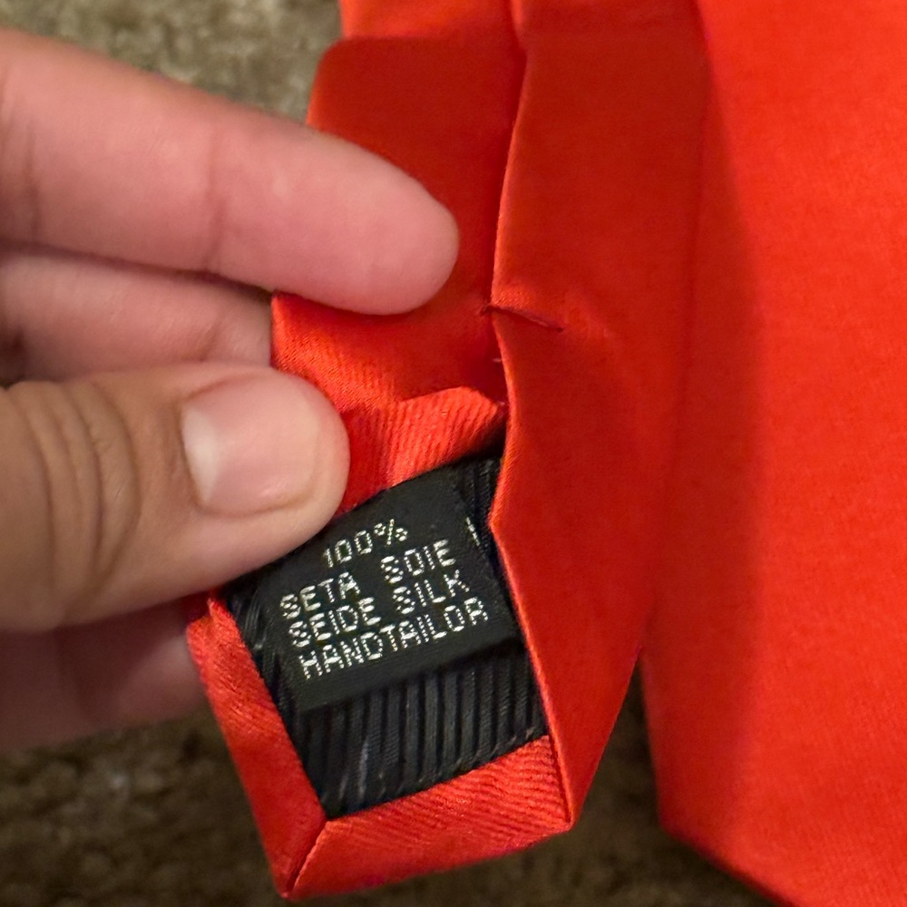 Source Unknown Red Tie - Picture 4 of 4